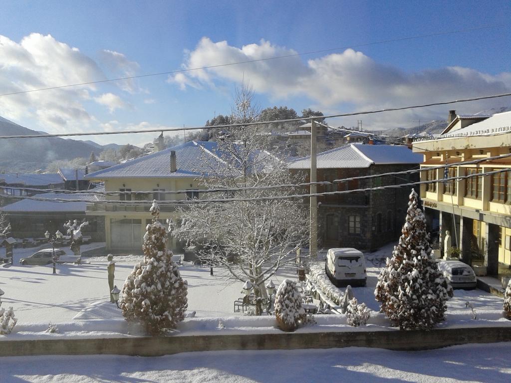 Zephyros Hotel Vytina Exterior foto